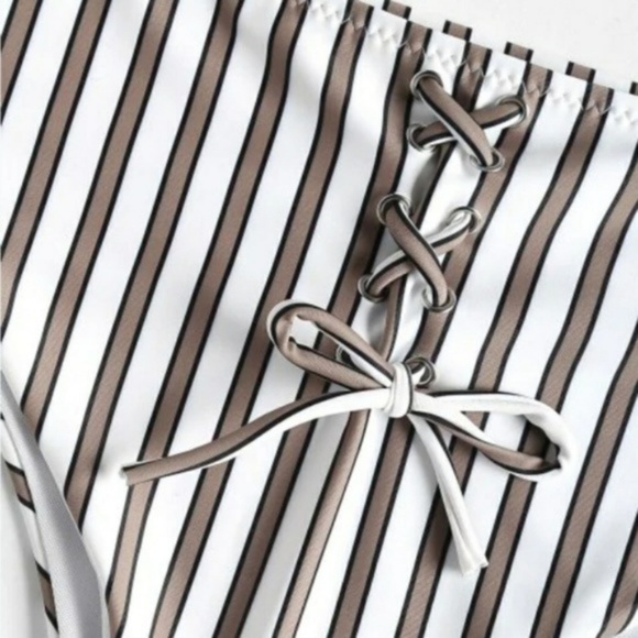 Striped lace-up high waist bikini set - Picture 4 of 8